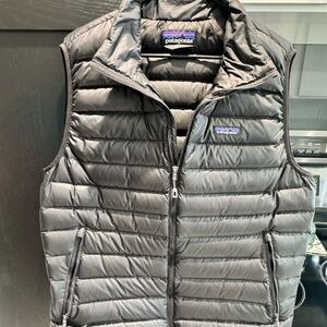 Patagonia Charcoal Quilted Vest
